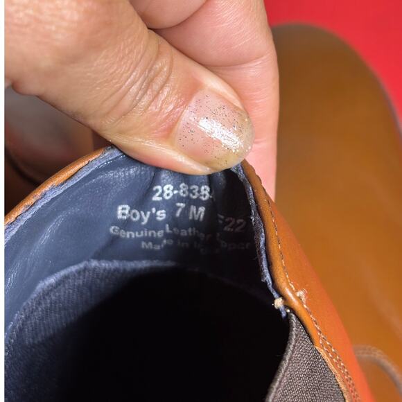 Johnston & Murphy Chelsea Little Kid & Big Kid size 7 - Picture 3 of 10